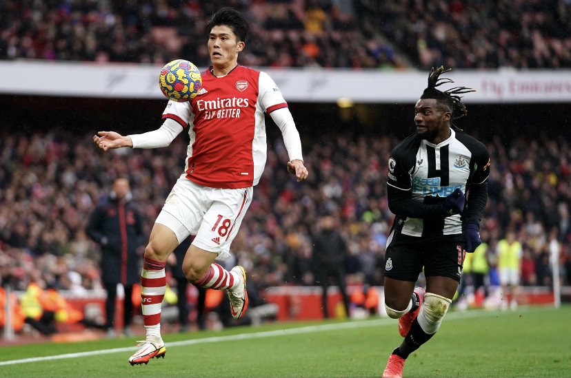Takehiro Tomiyasu’s game by numbers vs. Newcastle: 

89% pass accuracy 
96 touches
7 duels won 
5 crosses 
3 tackles 
3 chances created 
3 shots 
3 touches in opp. box 
2 take-ons completed 
1 assist 

Another great performance. 💪