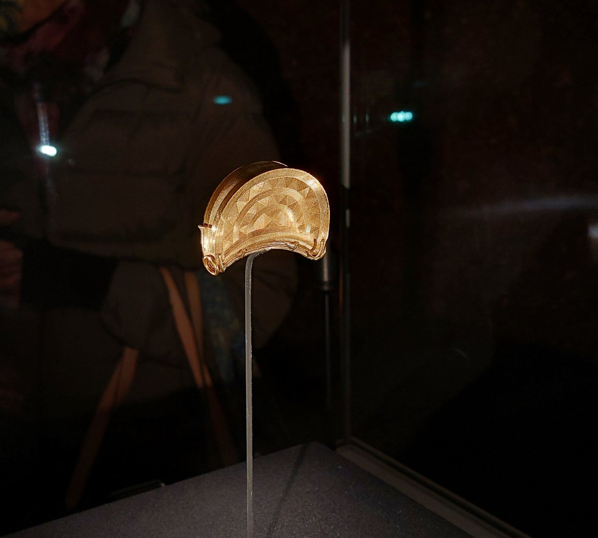 KyleGHistory's tweet photo. Wow!

#GatheringLight #BronzeAge #Archaeology #AncientBritain #History #AncientHistory #HistoryTeacher @shrewsmuseum https://t.co/14ohUtBMfH