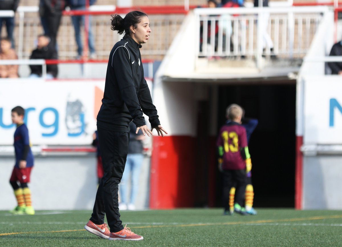 SomMariners's tweet photo. QUIN PARTIDÀS de l'Infantil @BarcelonetaFem. Les nostres marineres segueixen creixenet i millorant cada dia una única més. 

Molt bon enfrontament davant un lluitador FC Santboià (6-4).

Som-hi, marineres! 💪🏻

#SomMariners  #SomMarineres 🔴⚪️ #Barceloneta https://t.co/vTFGNyTWqZ