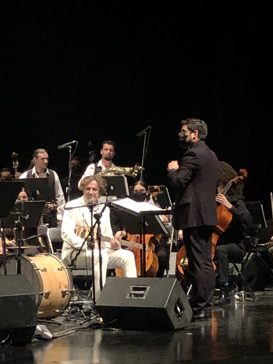 KatiaNilo's tweet photo. ¡Felicidades @FIACmx! ¡Lo hiciste una vez más! El concierto de @Goran_Bregovic_ #OSPIR #RedDeCorosyOrquestasComunitariasdeLeón es sin duda uno de los más memorables momentos. ¡Felicidades #MtroPacoBalboa y @JitomateBola hicieron un trabajo Espectacular! Gracias Gracias Gracias https://t.co/aXJj0sZN4s