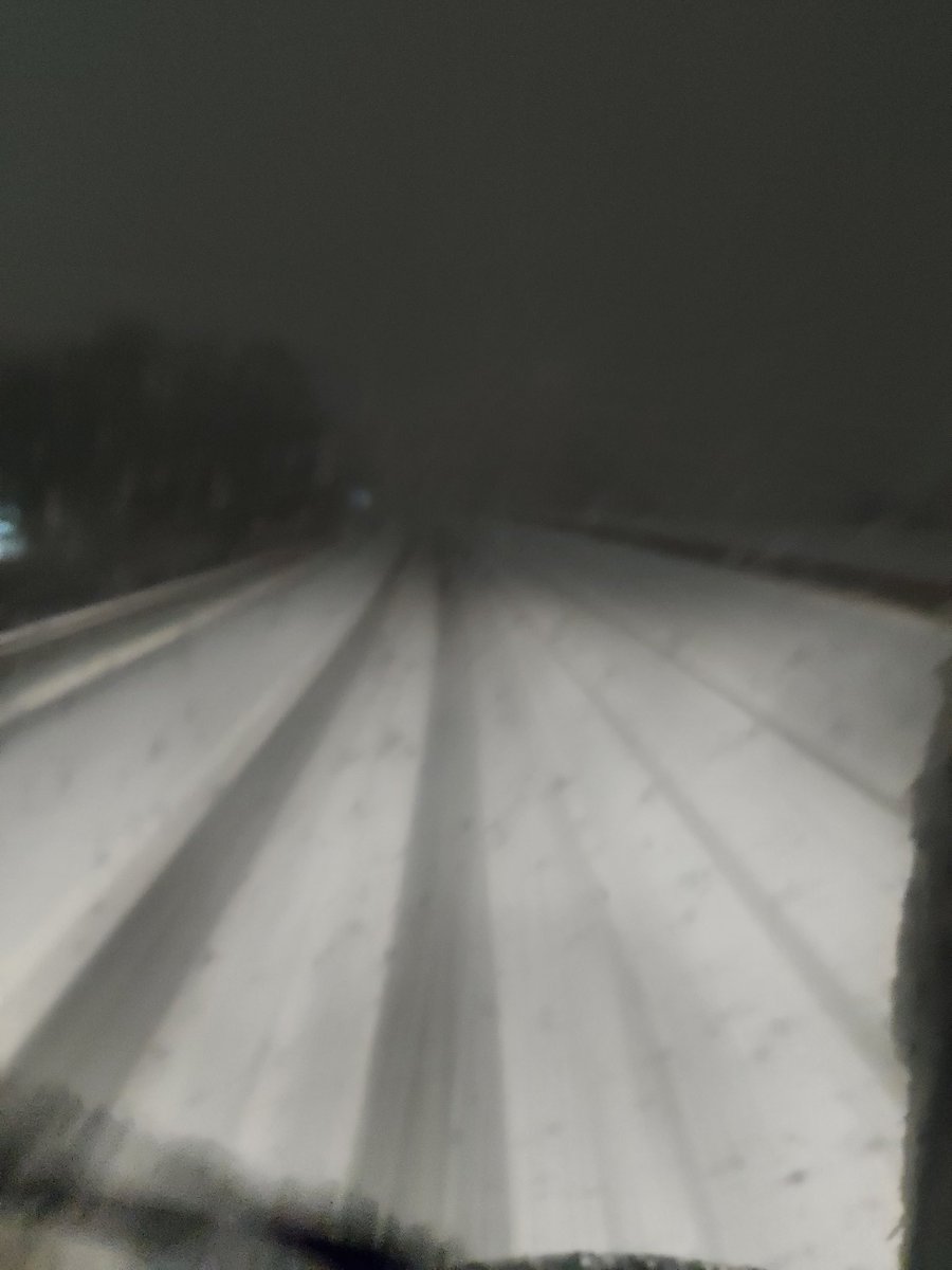 #uksnow S1  10/10