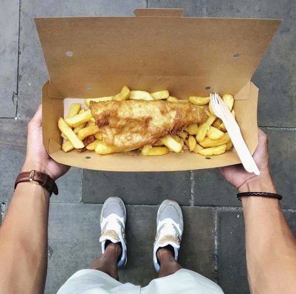fishborough's tweet photo. We're in a serious relation-chip.
Delivering happiness through #Deliveroo and #Ubereats! 🛵
#fishrestaurants #takeaways #delivery #frehproduce #londonfoodie #londonrestaurants #seafood #freshseafood #fishrestaurant #london #seafoodlove #freshfood #UK #boroughmarket https://t.co/35C4MPQXHc
