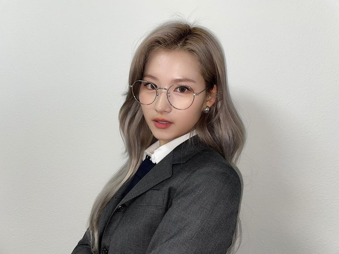 twice_picss's tweet photo. Minatozaki Sana

#TWICE #트와이스 #사나 #SANA https://t.co/P8FNGmKVIl