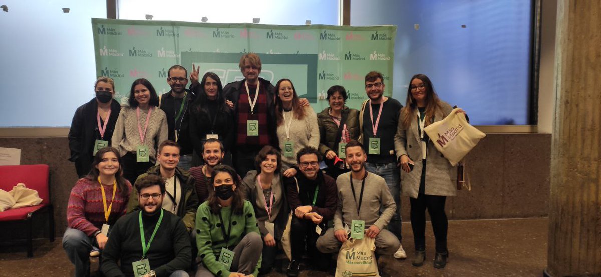 mas_centro's tweet image. La gente de distrito Centro estamos en el plenario de @MasMadrid__ debatiendo sobre nuestro proyecto por la justicia social⚖️ verde🌱 y feminista🟣 para que Madrid vuelva a ser una ciudad donde merezca la pena vivir gobernada por @Rita_Maestre ✌️