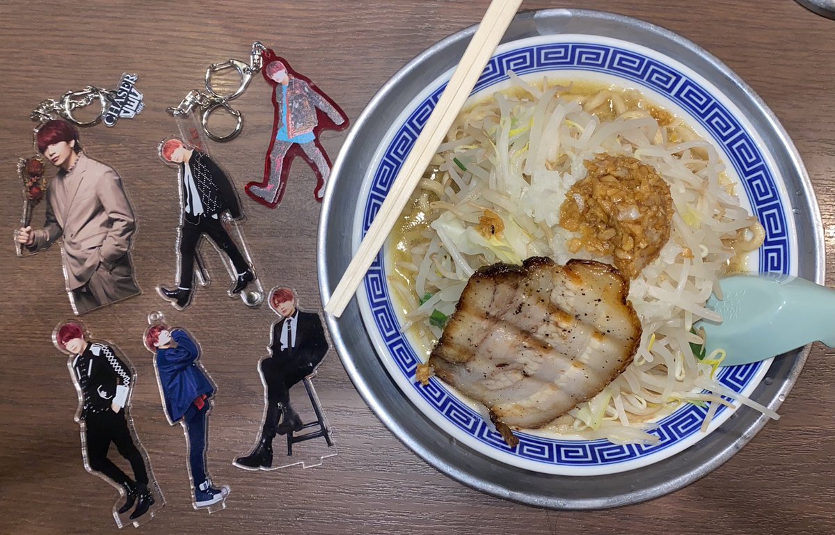 AteartHk29's tweet photo. 兄貴で〆と言えばラーメンですよね？笑 https://t.co/eklkavyjNk