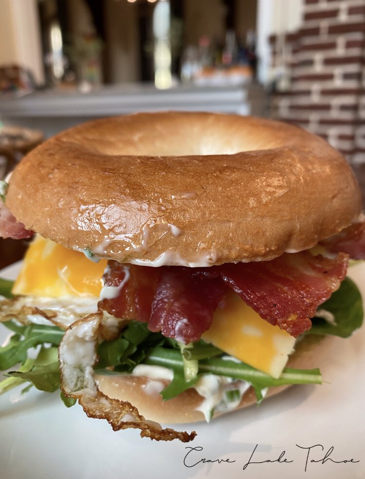 CraveLakeTahoe's tweet photo. Wake up to our amazing #breakfast sandwich! 👀😃👍

#CraveLakeTahoe
#ChefAlexisAmity
#PersonalChef
#PrivateChef https://t.co/P6H4Psknev