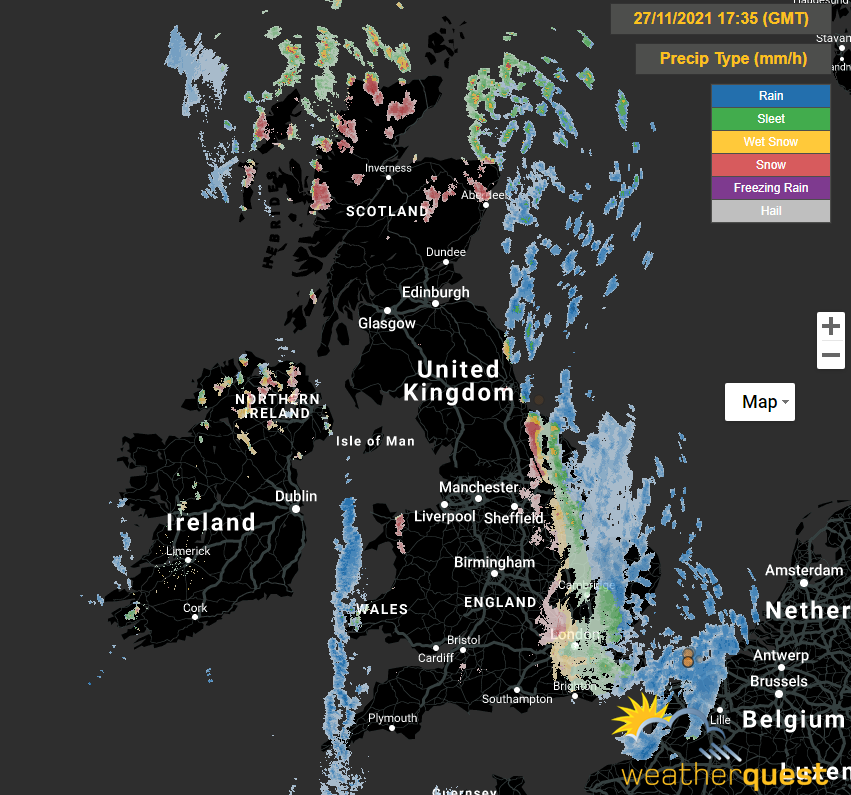 weatherquest_uk's tweet photo. Tonight (1 of 2): Rain clearing E'wards, turning to sleet or snow in places - see @WQRadar, while elsewhere many areas will be dry with just a few wintry showers before further snow arrives in N Scot, with rain spreading into W Ireland towards dawn... https://t.co/3MpkC6VVRA
