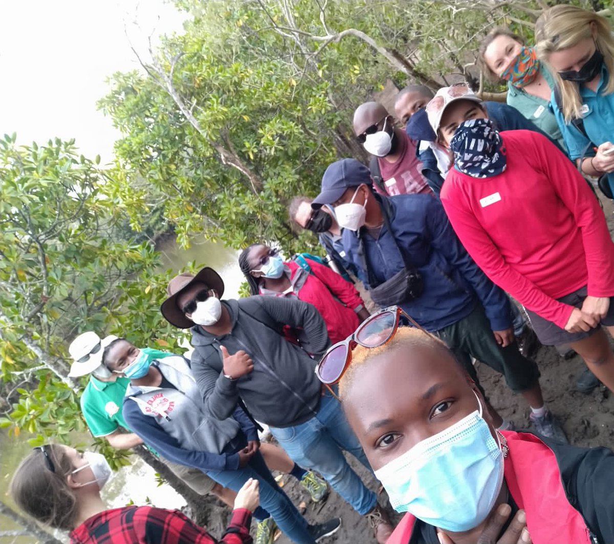 Missing #TeamSA already. A wonderful week of learning, new friends and unforgettable experiences. It’s been such a privilege to work alongside these outstanding young scientists #geoschool2021 #train_me  <a href="/Limno_Kelly/">Kelly Kirsten</a> <a href="/hayley_cawthra/">Hayley Cawthra</a> <a href="/BalticFinn/">Finn Viehberg</a> <a href="/laurenpret01/">Lauren Pretorius</a> <a href="/Afropollen/">Jemma Finch</a>