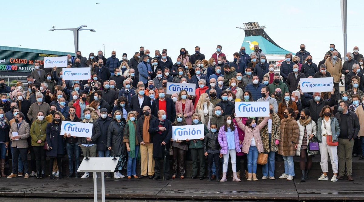 JavierGuerraFdz's tweet photo. Hoy es un día de emoción, no lo puedo negar. Esta mañana hemos presentado la candidatura de la iniciativa #vigonosune para la presidencia de @PPdeVigo. Sigue abierta para todos, con el objetivo irrenunciable de fortalecer el partido para dar una alternativa seria a la ciudad. https://t.co/Y4c33tFRnt
