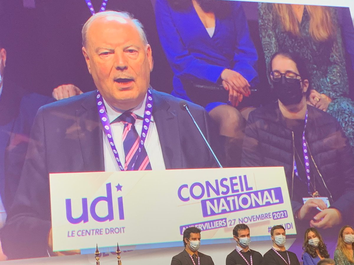 « Nos institutions ne permettent plus une vie démocratique normale. La France vit dans une démocratie dégradée ! Le prochain quinquennat doit être celui de la réforme institutionnelle. » <a href="/HerveMarseille/">Hervé Marseille 🇺🇦</a> #CNUDI
