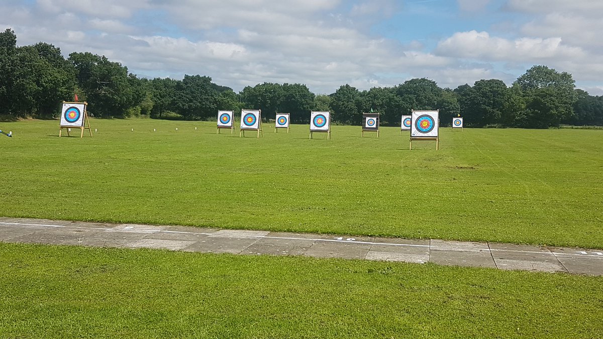 PandSWeb's tweet image. Happy #LancashireDay from Bowmen of Pendle and Samlesbury!
#archery #archeryclub #archeryrange #lovelancashire #lancashiresports