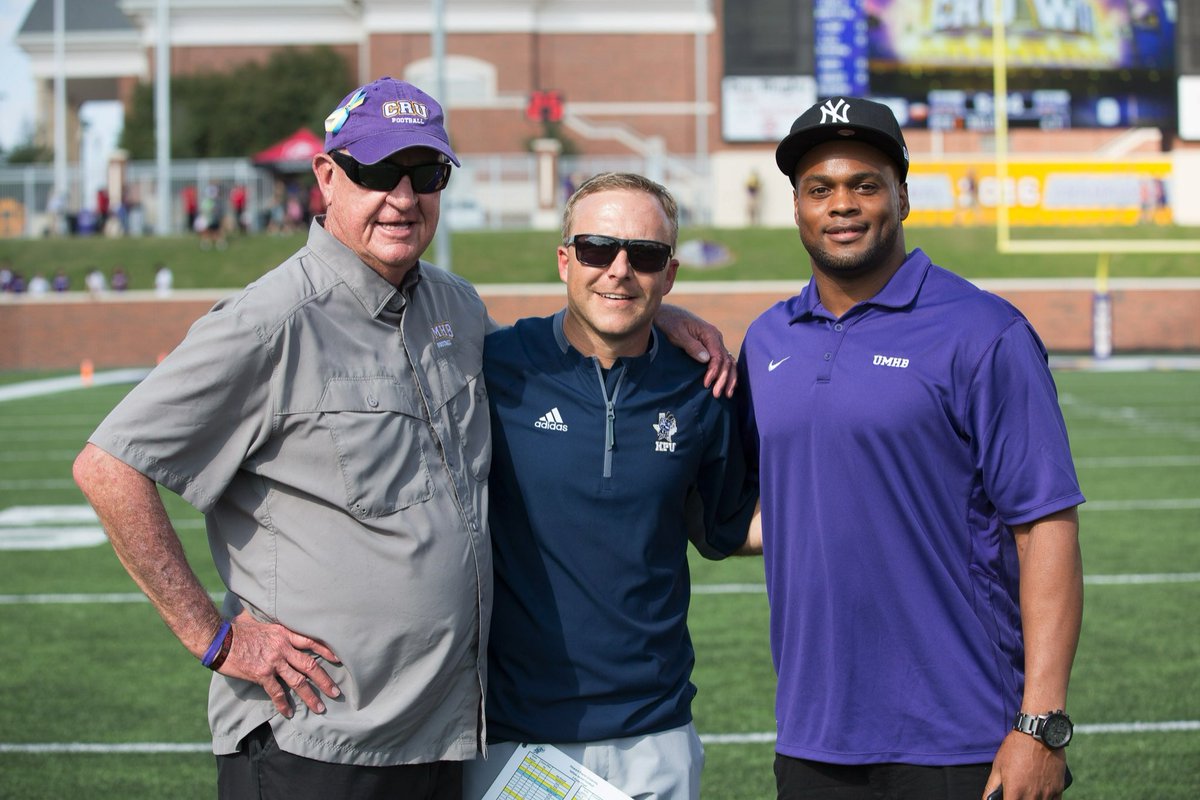 Coach_BHarris's tweet photo. Good luck to @CruFootball and @CoachFredenburg today!!! @jenharris327 & I are PROUD @CruFAA & @UMHBAlumni !!!! #codeofthecru #winningestteaminTEXAS https://t.co/ri5c3igykX