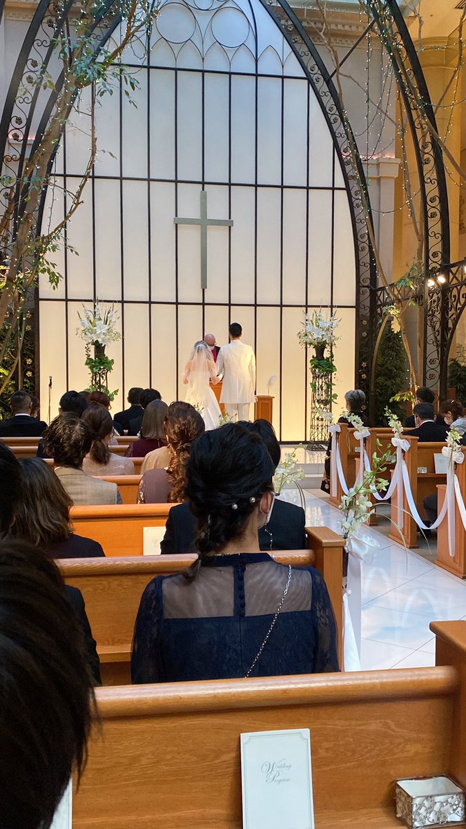 kazuhoon_4's tweet photo. 推し夫婦の結婚式💒🤵‍♂️👰
末永く幸せでありますように💓

感動しちゃったよ😭😭💓
みんなに会うのも久しぶりで楽しかった😊✨✨

心がまた浄化されました🤫✨
ありがとう🌸 https://t.co/qXh10r84ju