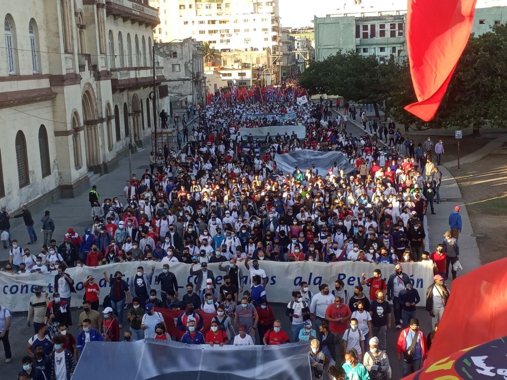 yadianperez's tweet photo. Cuando la muerte se precipita sobre el hombre inocente, la parte mortal se extingue pero el principio inmortal se aleja y encuentra vida en la memoria del pueblo #TenemosMemoria #SomosContinuidad #CubaVive #CubaViveEnSuHistoria @torres_iribar @PartidoPCC !Viva #Cuba🇨🇺! https://t.co/JfEtqIHO72