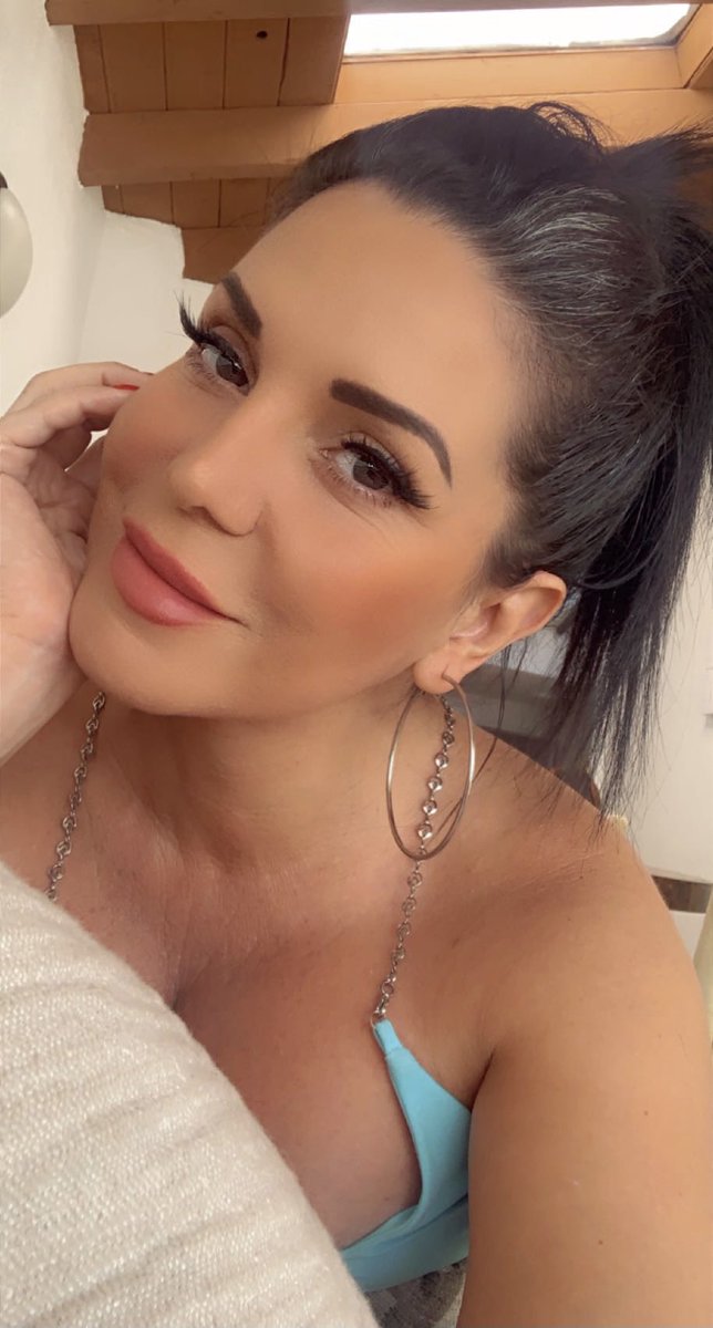 StackedandSlim's tweet photo. Rise and Shine my luvs ☀️✨❤️ Wishing you all a wonderful day! https://t.co/qJ5JeGql2r