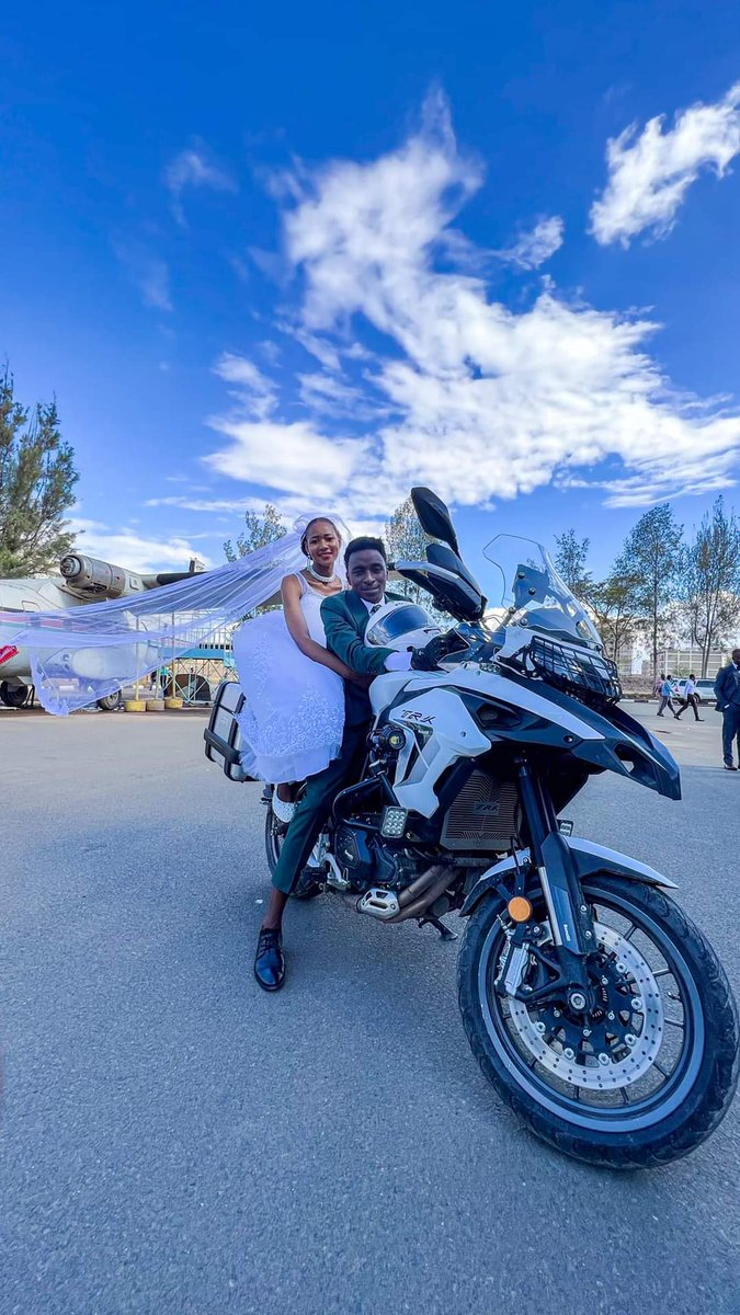 TheeBilly's tweet photo. Mark, a fellow biker, posted on the facebook group - African Motorcycle Diaries (A popular biker group), 2 days ago, that his only dream was to have bikers grace his wedding day (Today 27th). More than 100 bikers turnt up within short notice and honored his request. Thats Love! https://t.co/gvMlhIN7Bp