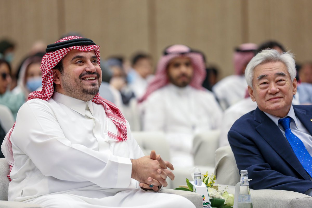 📸- جانب من وصول سمو نائب رئيس اللجنة الأولمبية @saudiolympic الأمير فهد بن جلوي إلى حفل ختام مهرجان متحدون من خلال الرياضة (UTS). #uts