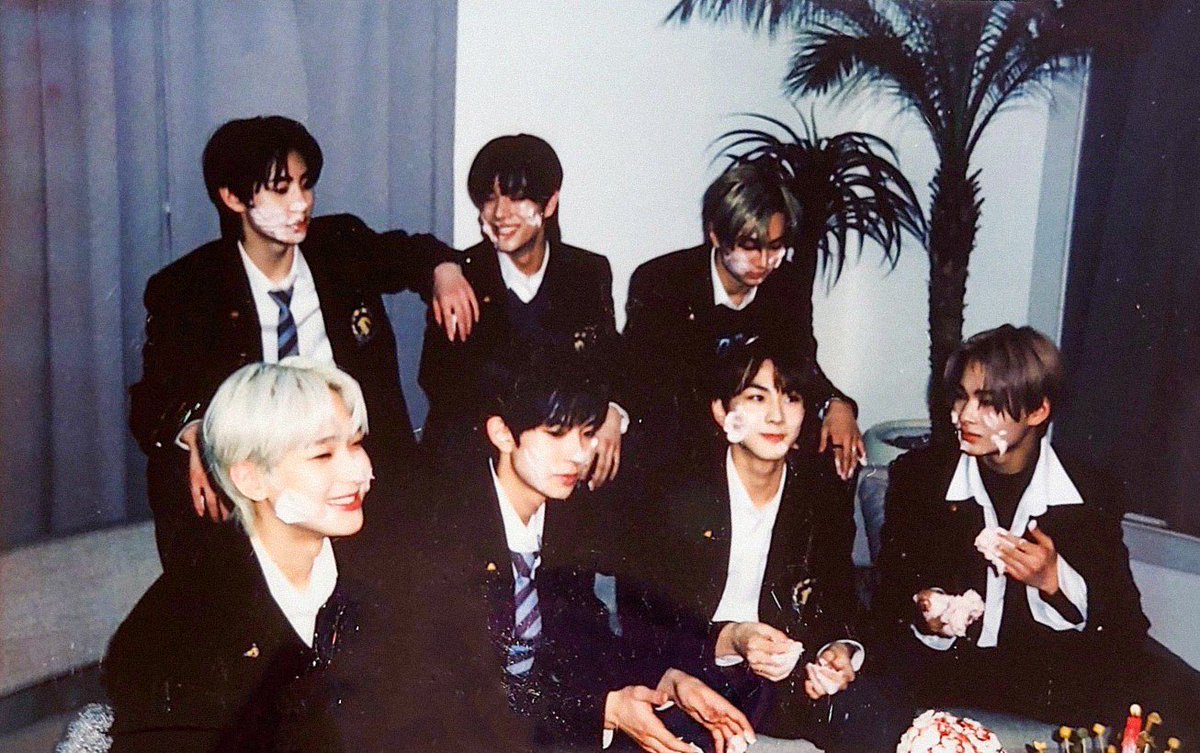 _heeyaaah's tweet photo. You have us.. always.

@ENHYPEN_members , my home. https://t.co/eDxbQByQ1J