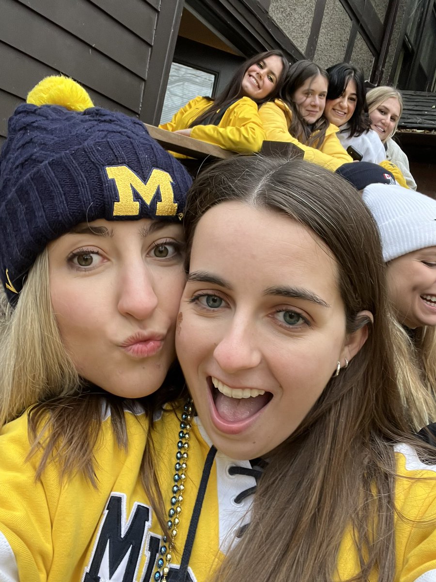 madeline_booth's tweet photo. #bighouselive https://t.co/G5hbHwtGYX