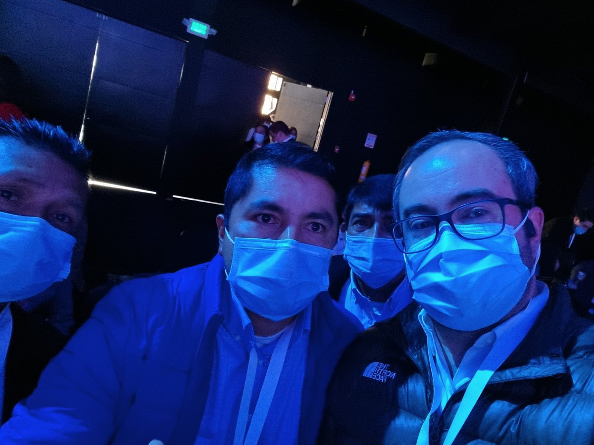 Grato encuentro con mi Mayor Gómez de la reserva activa de la ciudad de Tunja y candidato a la cámara por Boyacá del <a href="/CeDemocratico/">Centro Democrático</a> 

#ConvencionNacionalCD