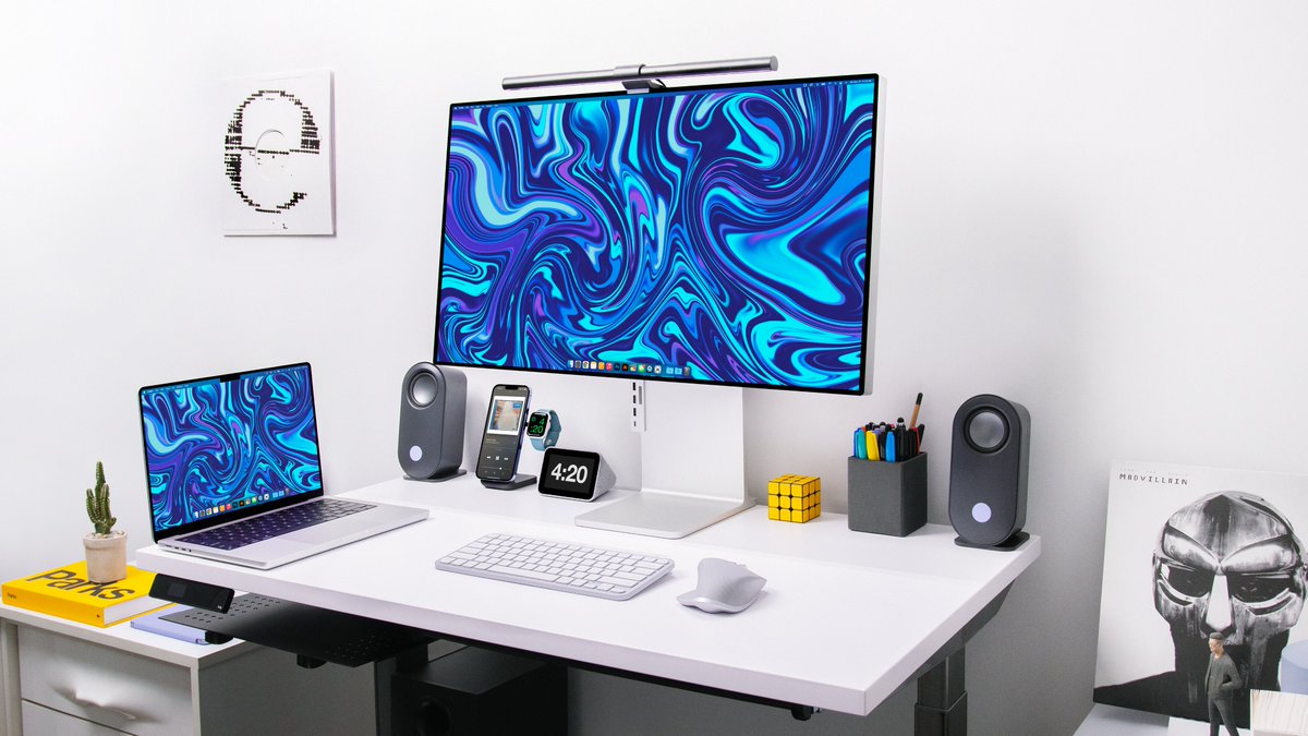 NEW VIDEO: My Desk Setup Tour 2021 - The Dream Workspace! youtu.be/6Rkul6VSqnM Retweet! :)