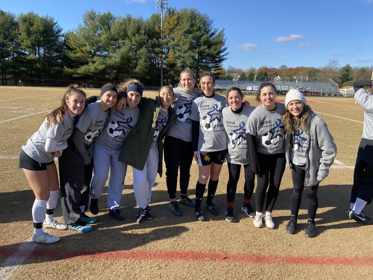 Thomas4Leaders's tweet photo. From 47 to 14 it doesn’t matter how old….they still come back for Peg! 🙌🏻🐾❤️#CougarPride #PegStrong #MCFF @QOGS @MCPSAthletics @QOAthletics @QOLacrosse @QOBoysSoccer https://t.co/NKIKMu3iaJ