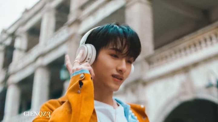 Hatrang2572003's tweet photo. WINWIN
Thầy em đỉnh quá ạ💚 https://t.co/CkZdE59Uoy