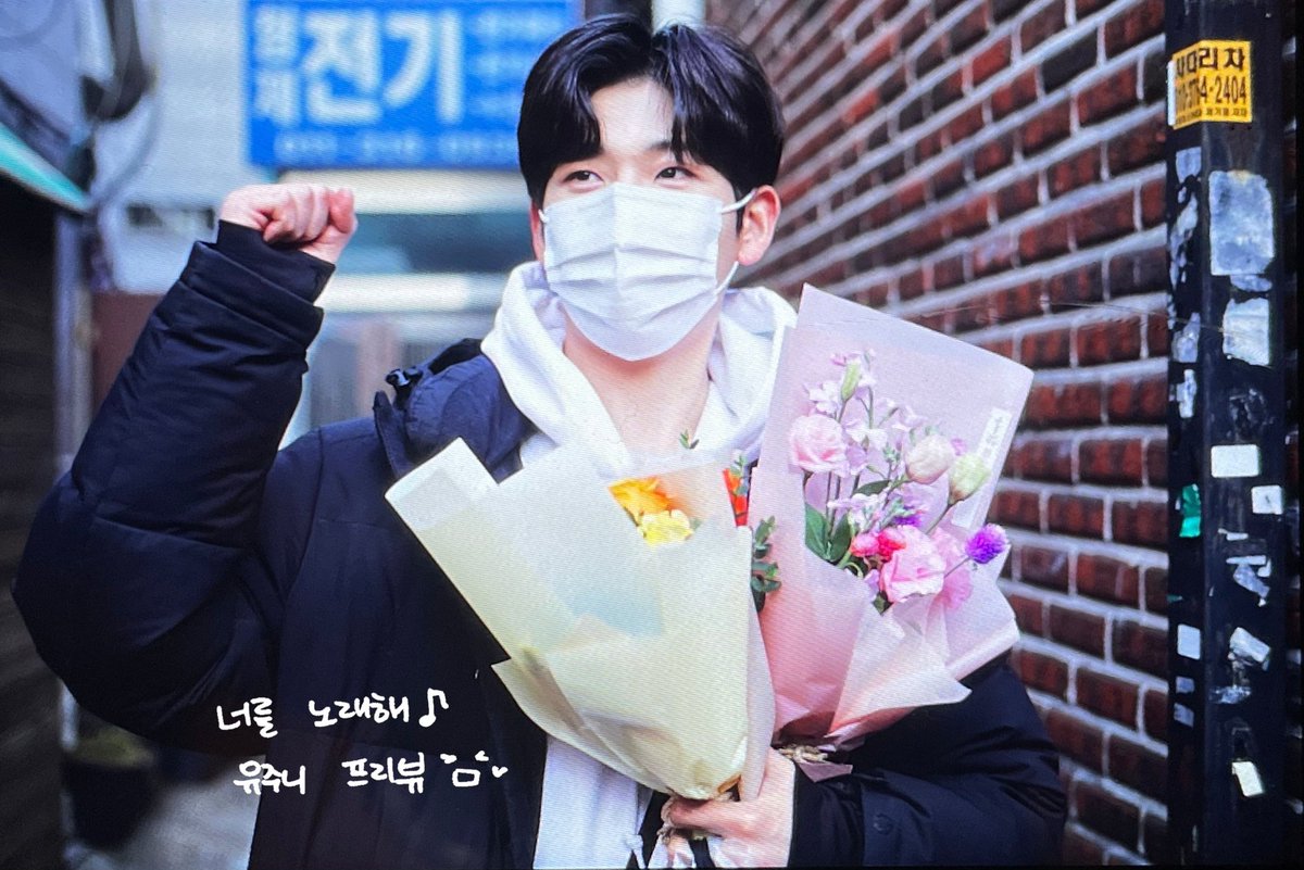 211127 상실의시대 퇴근

유준어린이 졸업식🐣🐣

#디원스 #D1CE #정유준 #유준 #준나니 #정민환 #민환 <a href="/officialD1CE/">디원스 D1CE</a>