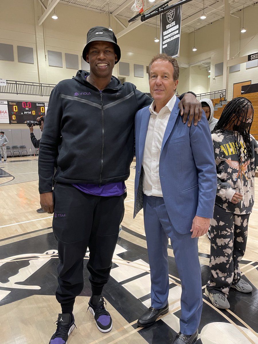 A surprise visit from Al Harrington. Coach Boyle’s 1st NBA Player drafted out of high school in 1998.  He went on to play 16 seasons in the NBA.  Al was also Coach Boyle’s 1st National Player of the Year - followed by great players Ben Simmons, RJ Barrett, &amp; Cade Cunningham