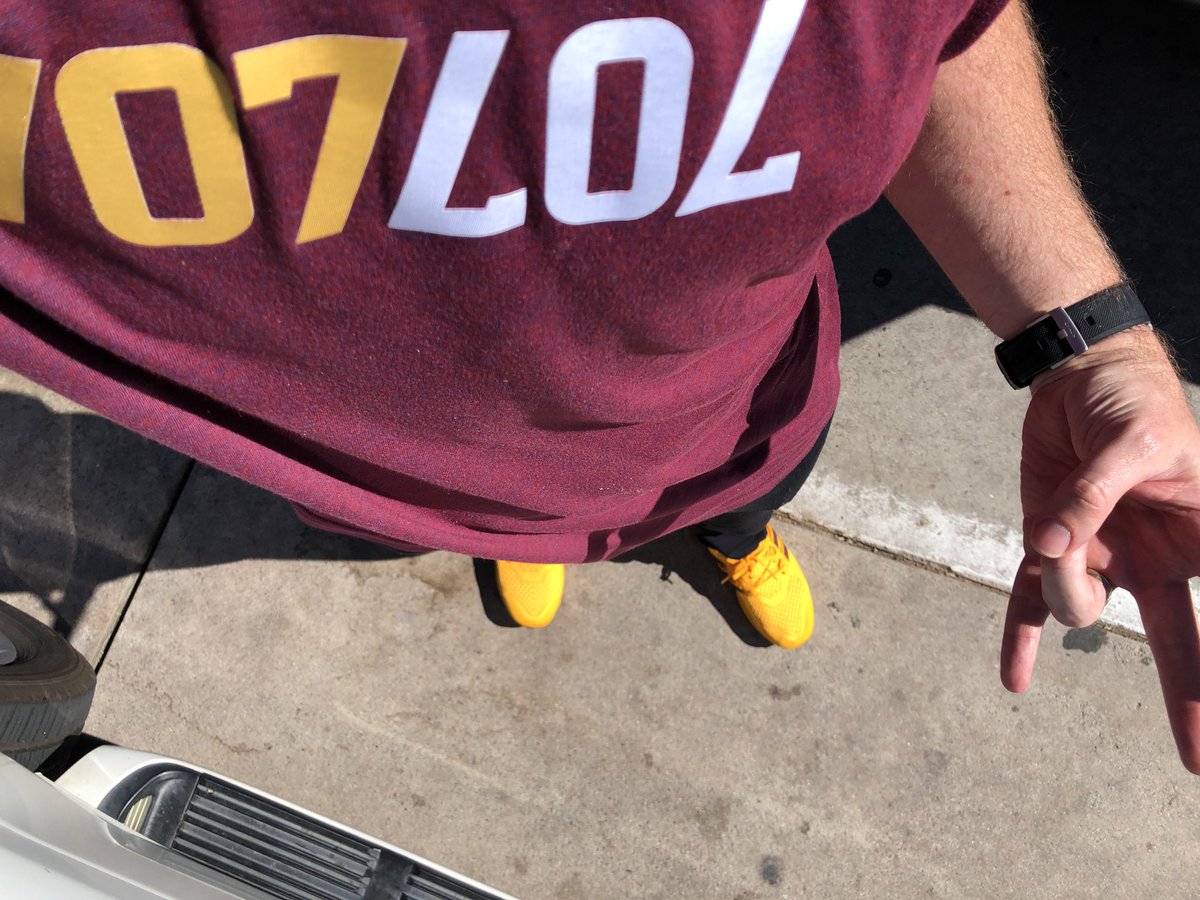 CraftyCreative's tweet photo. Checking in for @ASU_Uniformity’s #faniform…
_
Racing down I-5 with the fam so we can make sure we get to the hotel before kickoff #707LOL #ForkedCat https://t.co/XUoDN79F4p