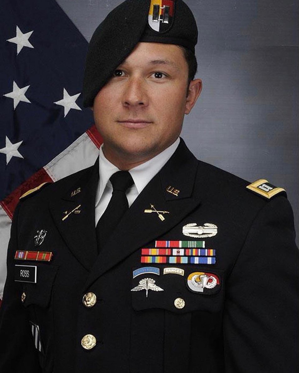 op_hawkeye's tweet photo. 11.27.2018 ~ Captain Andrew Ross 🇺🇸

#OpHawkeyeRemembers #AndrewRoss #3rdSFG #BronzeStars (2) #PurpleHeart #DeOppressoLiber

📜 https://t.co/BBn6mjt3HT
📜 https://t.co/Ba8ARWvB3k
📰 https://t.co/WoOkIojdlG
🎥 https://t.co/rJivzLopll
📰 https://t.co/KgFuCpPxRq https://t.co/CXQCt8B9Lb