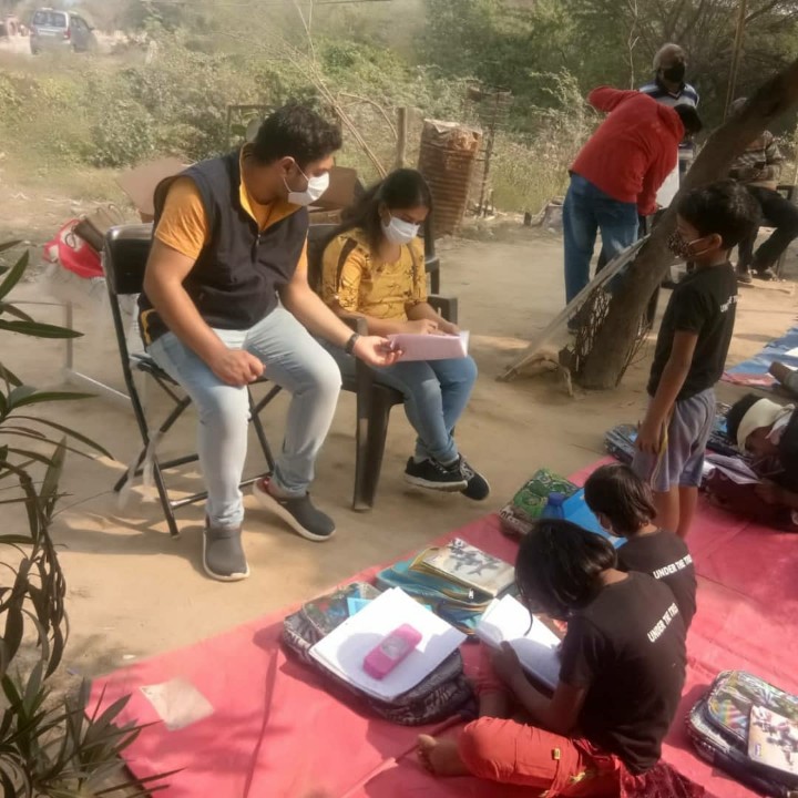 UttIndia's tweet photo. Sector 84 centre children did a lot of study and activities today. More volunteers joined  today for the session. Thankful to Ms Sayoni and Ms Shushmita and of course Mr Amit Bhatia for joining the session.
At the end, a healthy meal was served.
Sharing today's pix
#UnderTheTree https://t.co/n4Z7pBGetC
