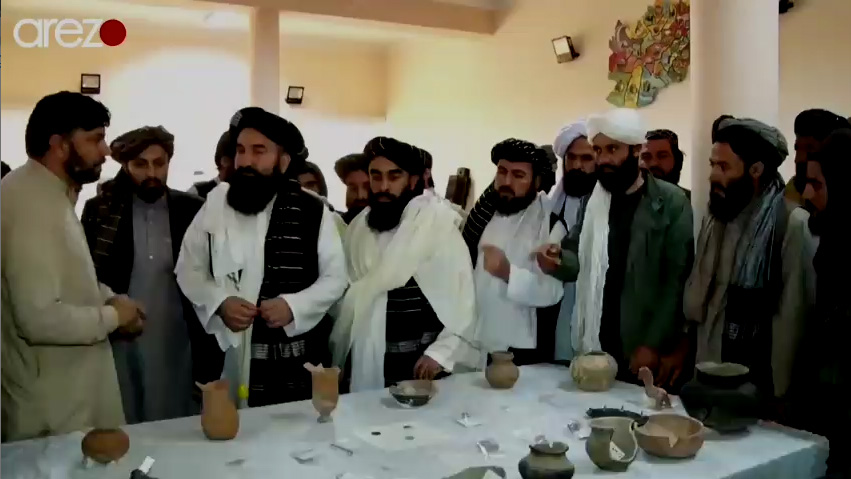 26 November 2021, National Museum, Kabul: A visit by the Acting Minister of Information and Culture to the National Museum in Kabul preceded the re-opening of the museum to the public... bit.ly/3I1O7DR
#Afghanistan #Kabul #Museum #Archaeology