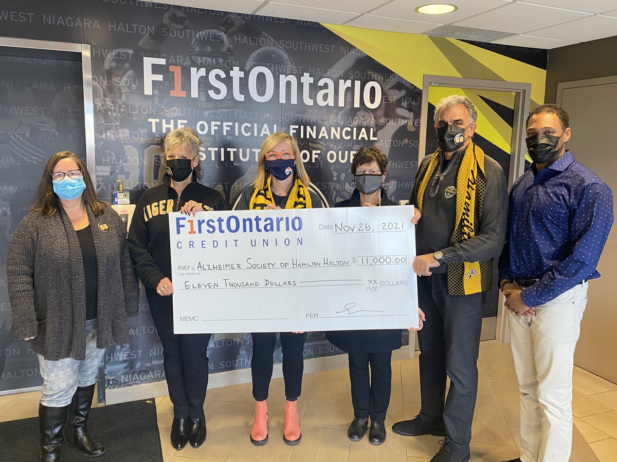 Ticats's tweet photo. Together with @FirstOntarioCU and the generosity of Ticats fans we are proud to donate over $11,000 to support @DementiaAlzh in memory of Angelo Mosca!
#Ticats | #RememberingMosca https://t.co/LDuwDu1WTf