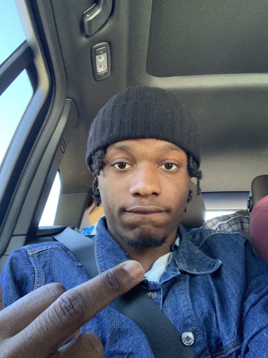 EazyElam's tweet photo. smushed in the car https://t.co/3dc1d9Qeq7
