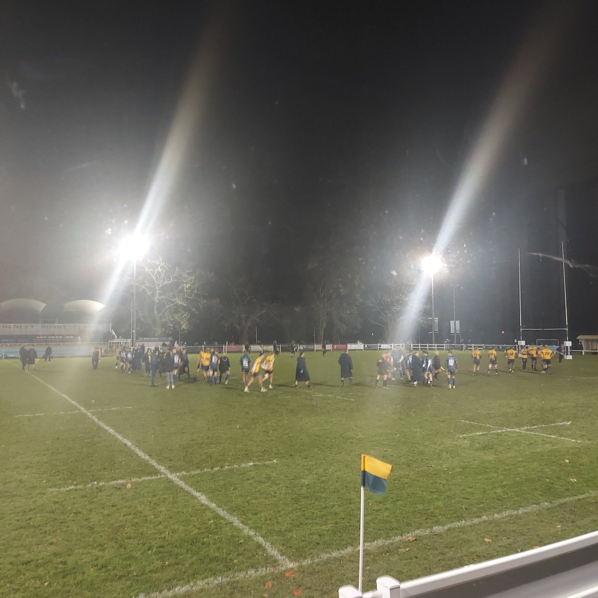 HenleyHawks's tweet photo. FT. Very much a game of two halves as Henley come away with a 33-22 win, securing a try bonus point in the process. Excellent response from the visitors in the second half. #GTH #ForDH5 https://t.co/EH6wdetHog