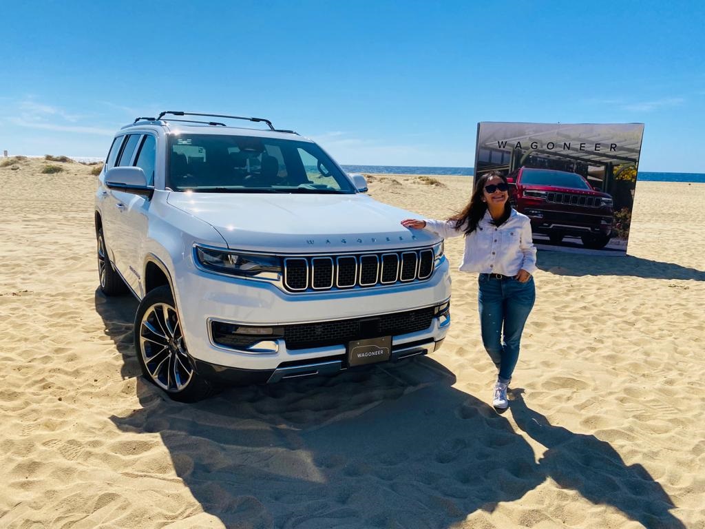 Muchas gracias <a href="/AutosyMas/">AUTOS y MAS con JoseRa Zavala</a> <a href="/Sopitadelima/">Estef Trujillo</a> por haber estado con nosotros en el lanzamiento de los totalmente nuevos <a href="/Wagoneer/">Wagoneer</a> y #GrandWagoneer 2022