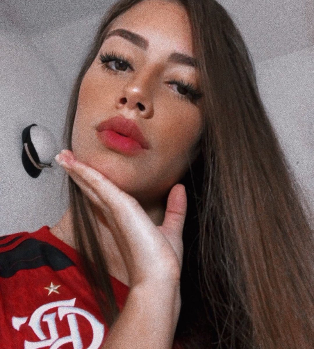molipict's tweet photo. ❤🖤 #MoliTime https://t.co/5LvDLKvv4p
