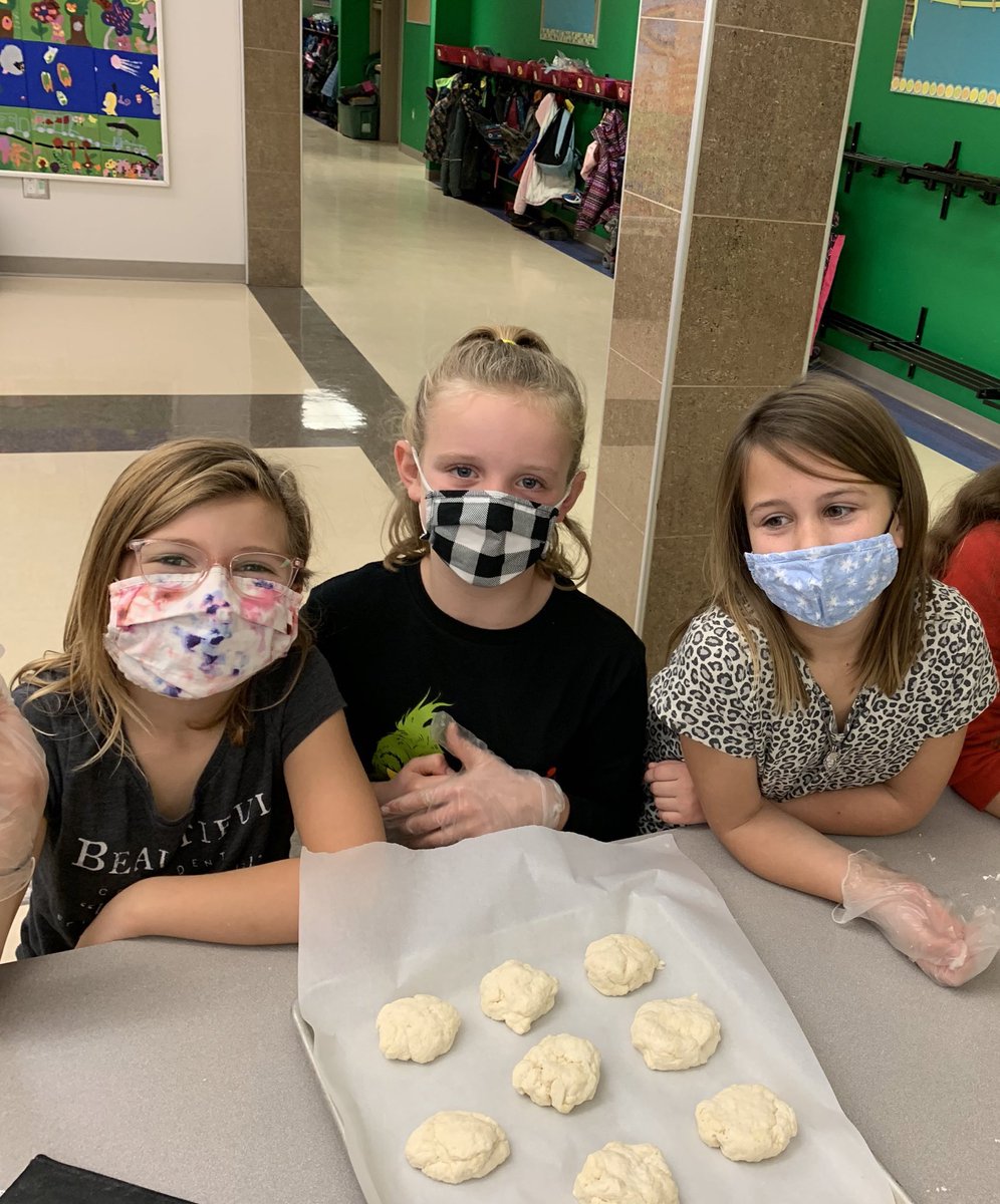 MrCarrsClass tweet media