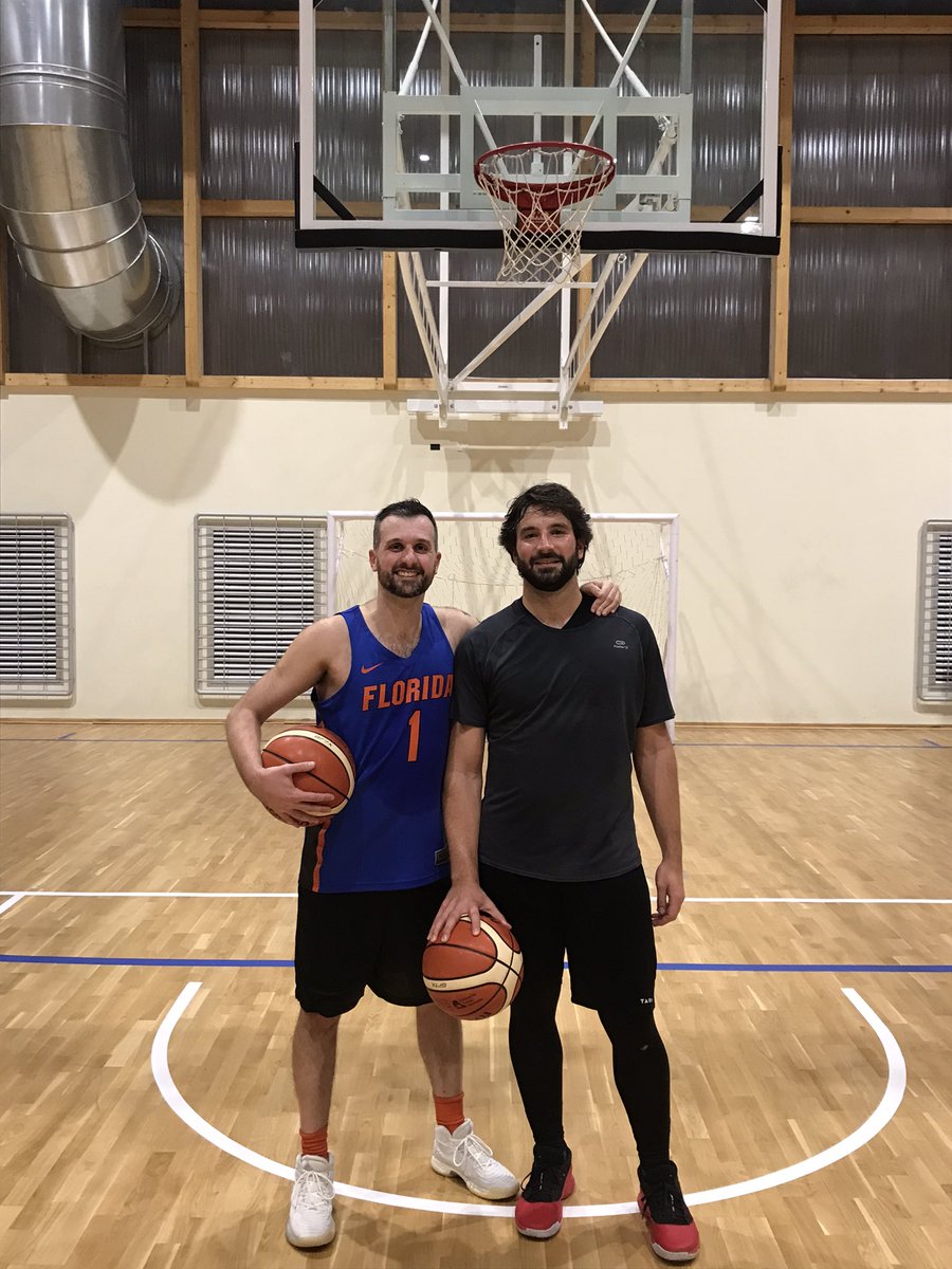 The last couple of weeks have been awesome for <a href="/leonard8001/">Leonardo Nogara</a> and myself. Both working in the department of Biomedical Sciences <a href="/UniPadova/">Università di Padova</a> and both recipients of 2 different grants for our projects! 

And most important: We play together for the Employees University Team. 😂🔥🏀