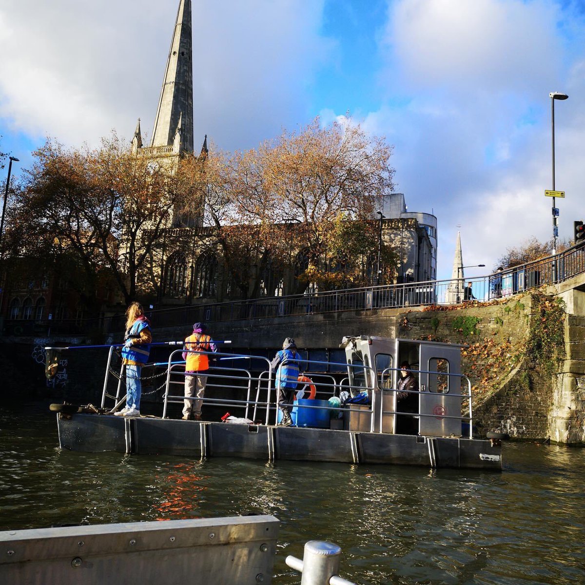 Bristol Harbour tweet media