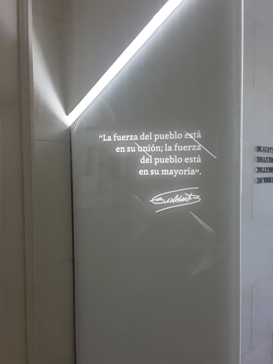 FmcCuba's tweet photo. Pensamiento vigente de nuestro invicto Comandante en Jefe @TeresaBoue ,@FmcCuba , #FidelPorSiempre . https://t.co/eD1zYN7hl6