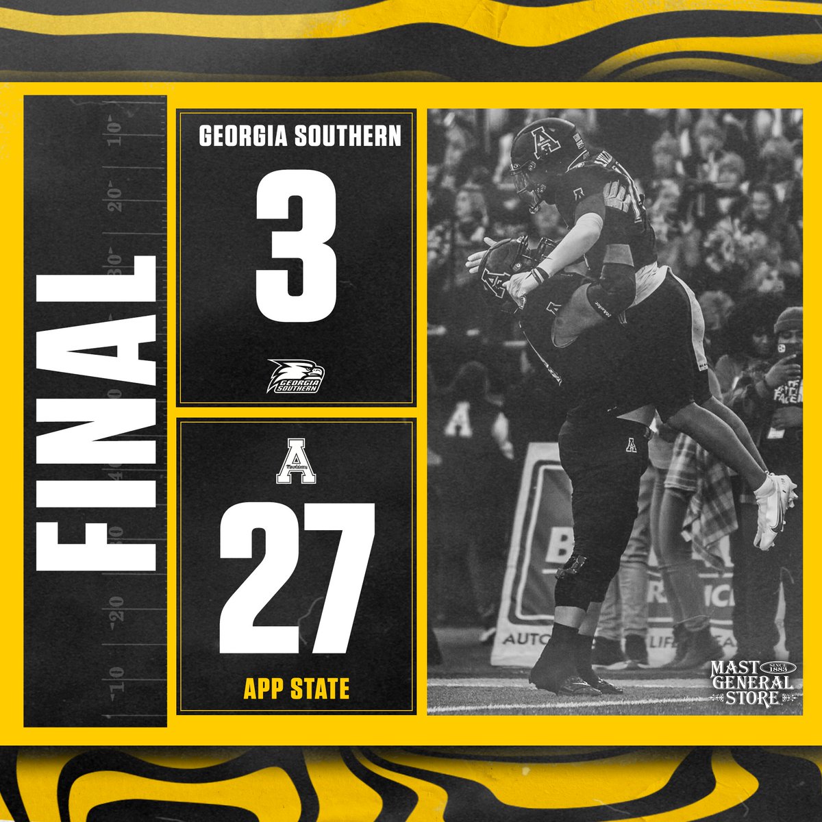 AppState_FB's tweet photo. Final from Boone!

Three points from Georgia Southern the lowest against App State since the Mountaineers' 19-0 playoff win in 1987. 

#GoApp https://t.co/BBjogcSrqZ