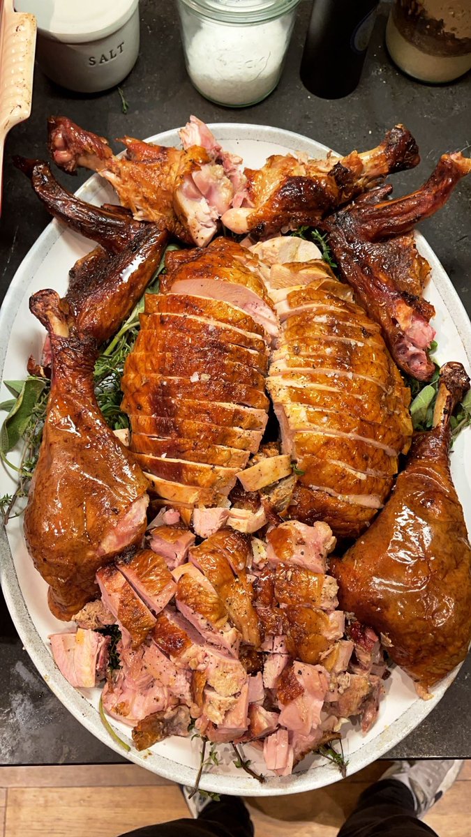therealweissman's tweet photo. Thanksgiving was lit https://t.co/FzPnUMYgHC