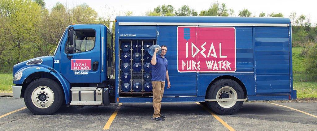GOATz is grateful for @IdealPureWater as our race sponsor. Ideal Pure Water delivers premium-quality bottled water and beverage service across the Omaha area, Eastern Nebraska and Wester Iowa. Visit idealpurewater.com to learn more. 

#irunwithgoatz #SponsorSaturday #ide...