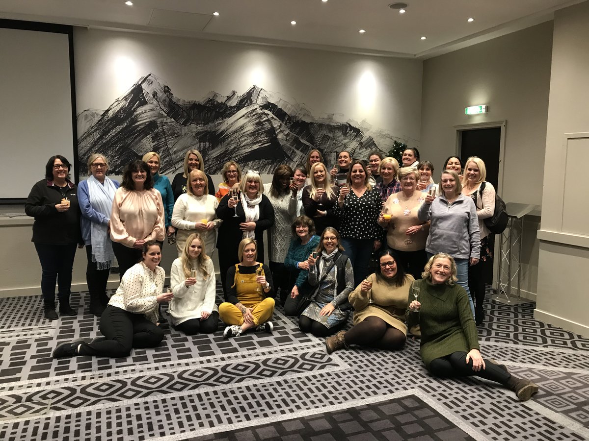CFMBE's tweet photo. The @UK_COPS spouses weekend.  Some of the most wonderful ladies you could ever meet.  #peersupport #PoliceFamily https://t.co/HDy4hCtVC9