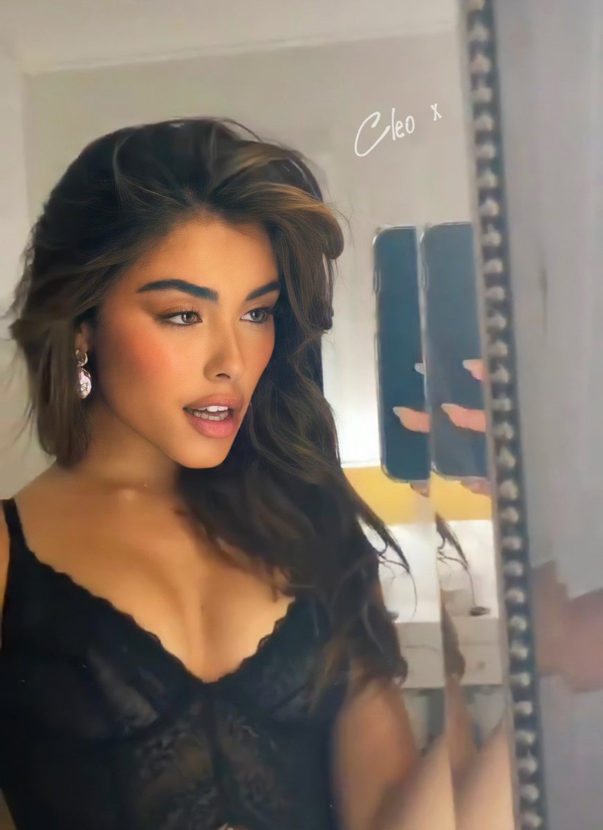 UKPrettyBrat's tweet photo. "𝘚𝘢𝘵𝘶𝘳𝘥𝘢𝘺 𝘯𝘪𝘨𝘩𝘵! 𝘛𝘪𝘮𝘦 𝘵𝘰 𝘤𝘢𝘶𝘴𝘦 𝘴𝘰𝘮𝘦 𝘵𝘳𝘰𝘶𝘣𝘭𝘦.~ 𝘞𝘩𝘰 𝘴𝘩𝘢𝘭𝘭 𝘣𝘦 𝘮𝘺 𝘧𝘪𝘳𝘴𝘵 𝘷𝘪𝘤𝘵𝘪𝘮, 𝘩𝘮?~ " https://t.co/dcw1I0HJhk