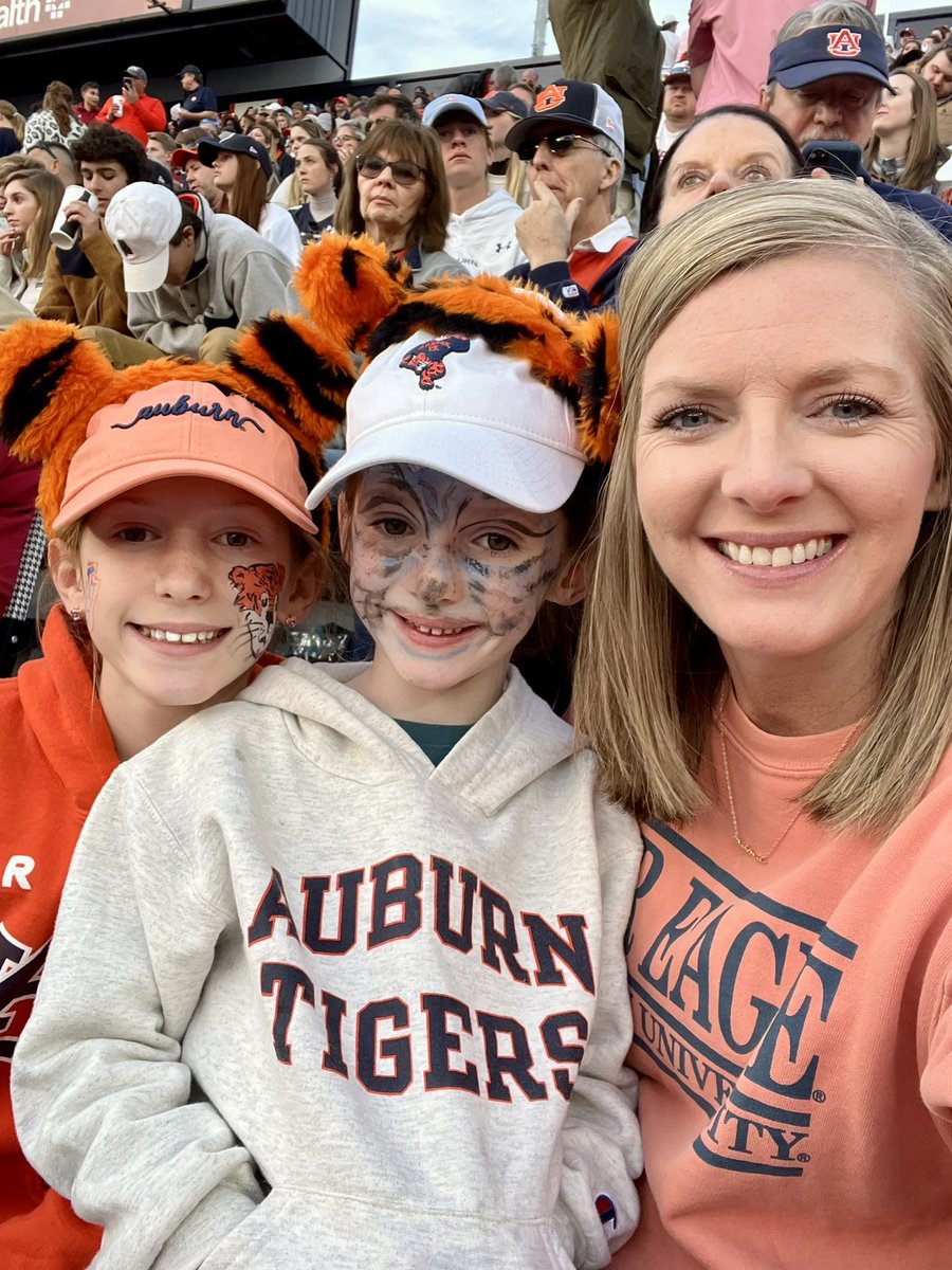 HaleyWBoyd's tweet photo. The girls first Iron Bowl! #WarEagle https://t.co/CyZqZzHYTR