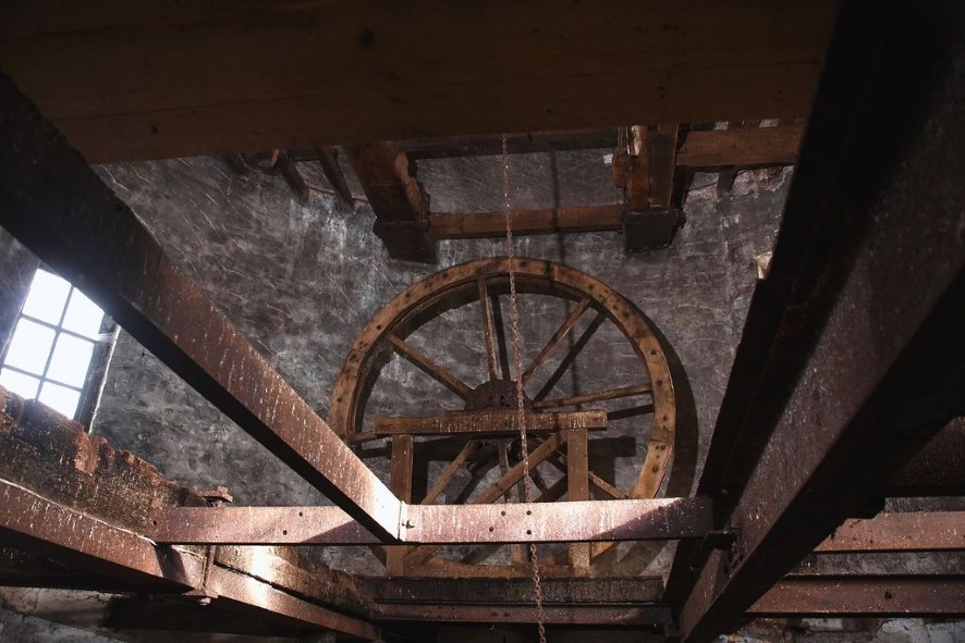 Auction House NW tweet media