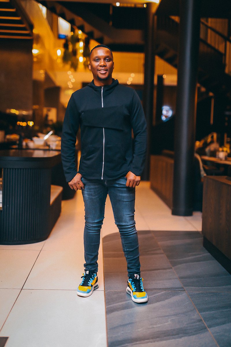 METROFMSA's tweet photo. Itβs about to go down with @moflavadj #MetroFMSummerLife https://t.co/42qZaYRSrz